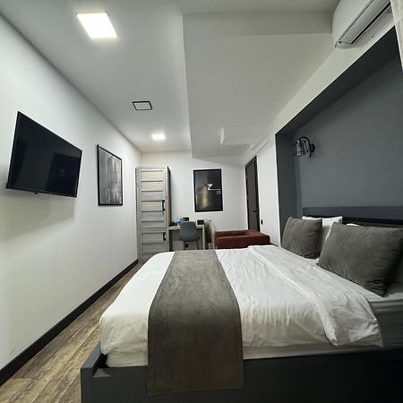 Monk House Hotel Yerevan Ngoại thất bức ảnh