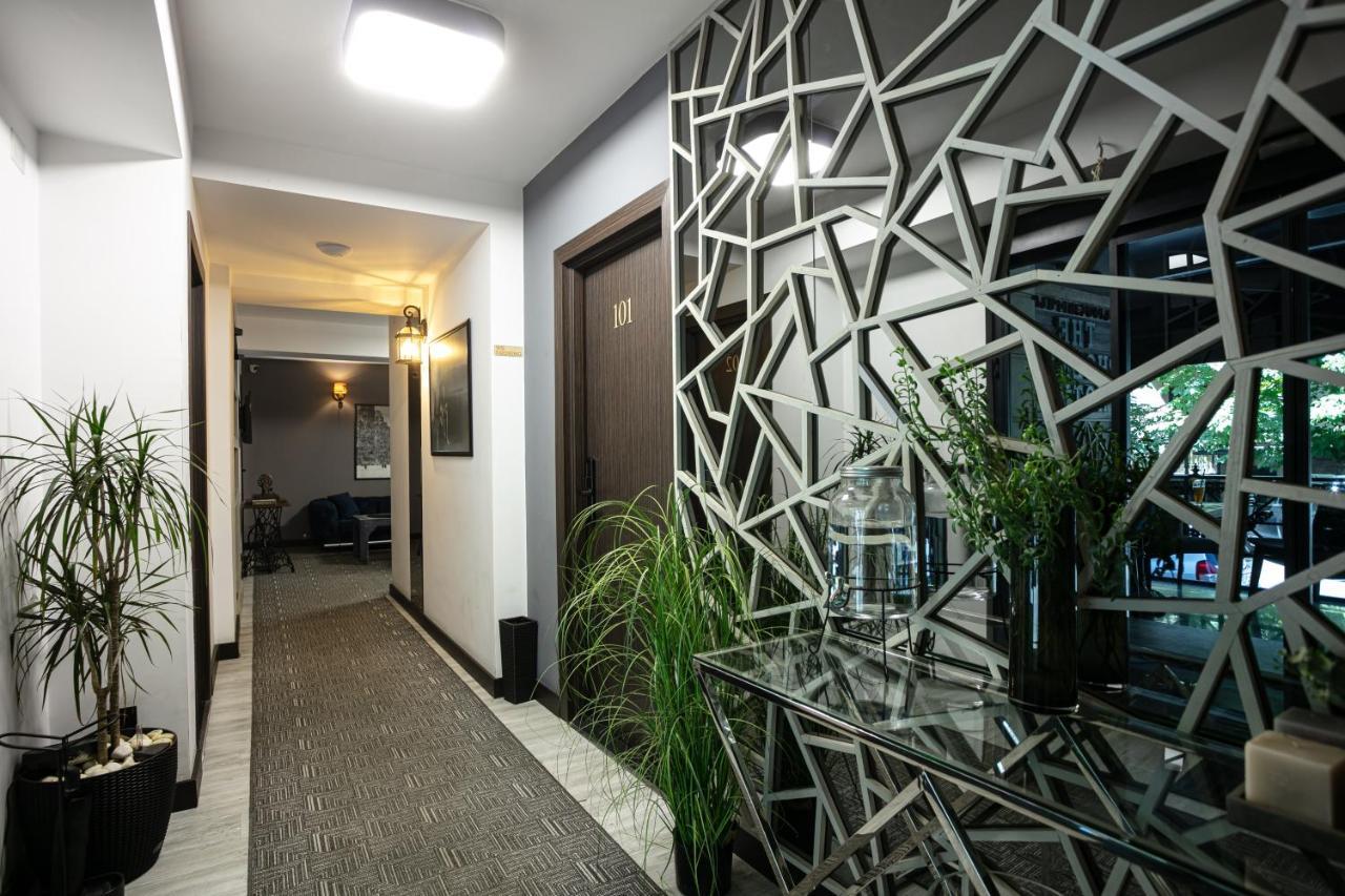 Monk House Hotel Yerevan Ngoại thất bức ảnh