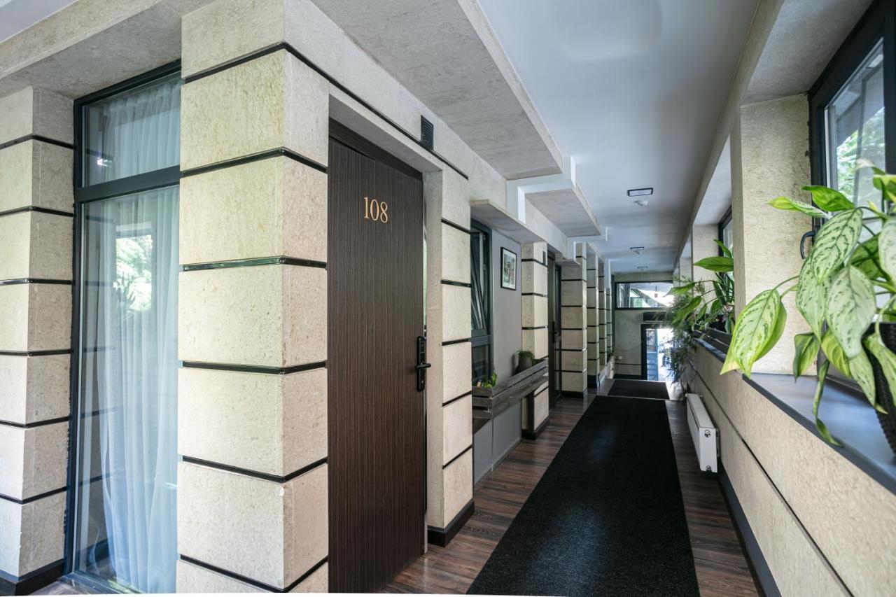 Monk House Hotel Yerevan Ngoại thất bức ảnh