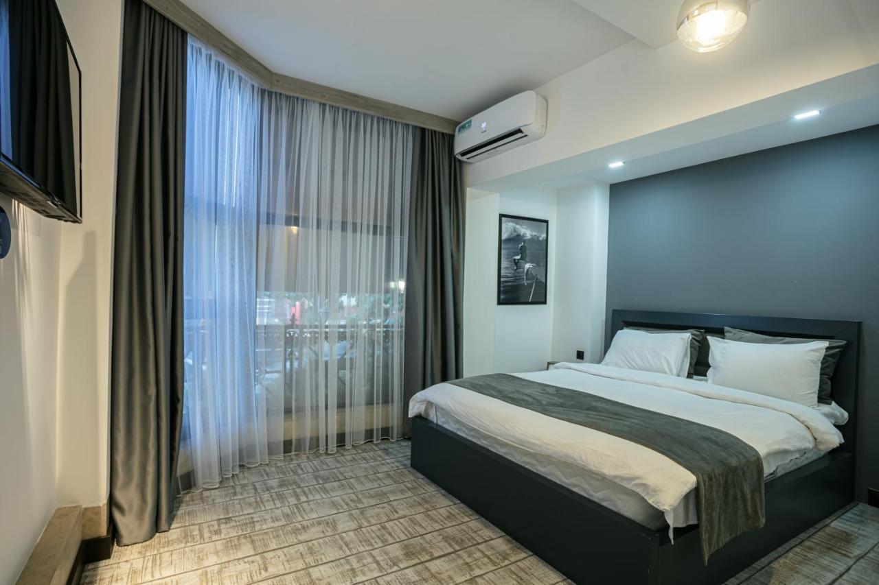 Monk House Hotel Yerevan Ngoại thất bức ảnh