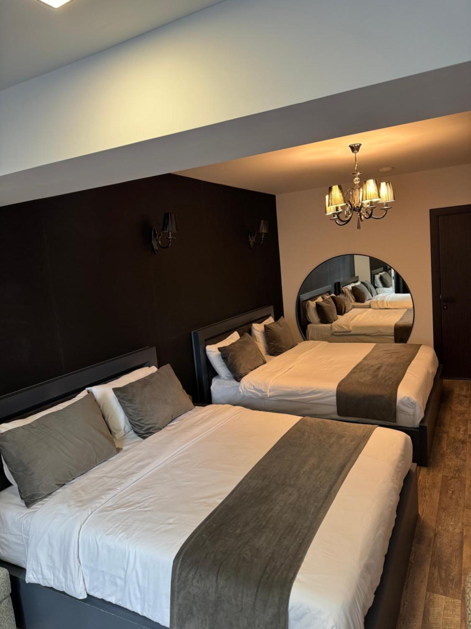 Monk House Hotel Yerevan Ngoại thất bức ảnh